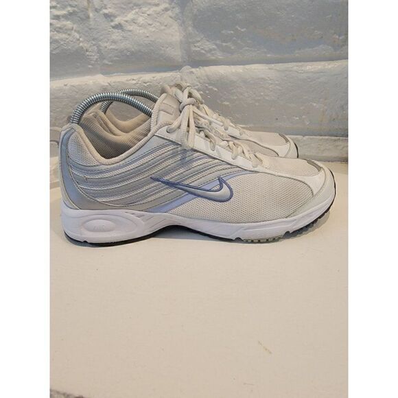 Nike women's Size 10 Air Impel II White Walking  Shoes 312932-151 - Picture 1 of 9